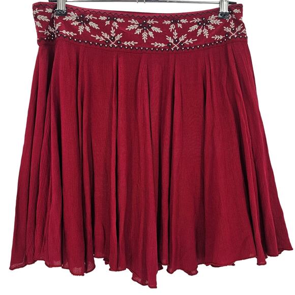 Francesca's Alya Woman size L Red Gauze Floral Embroidered Flowy Mini Skirt Boho - Picture 1 of 8